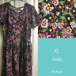 LuLaRoe Amelia